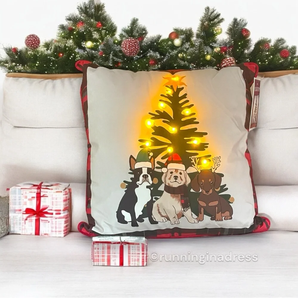 NWT Home Reflections Light Up Holiday Throw Pillow With Red & Black Tartan Trim